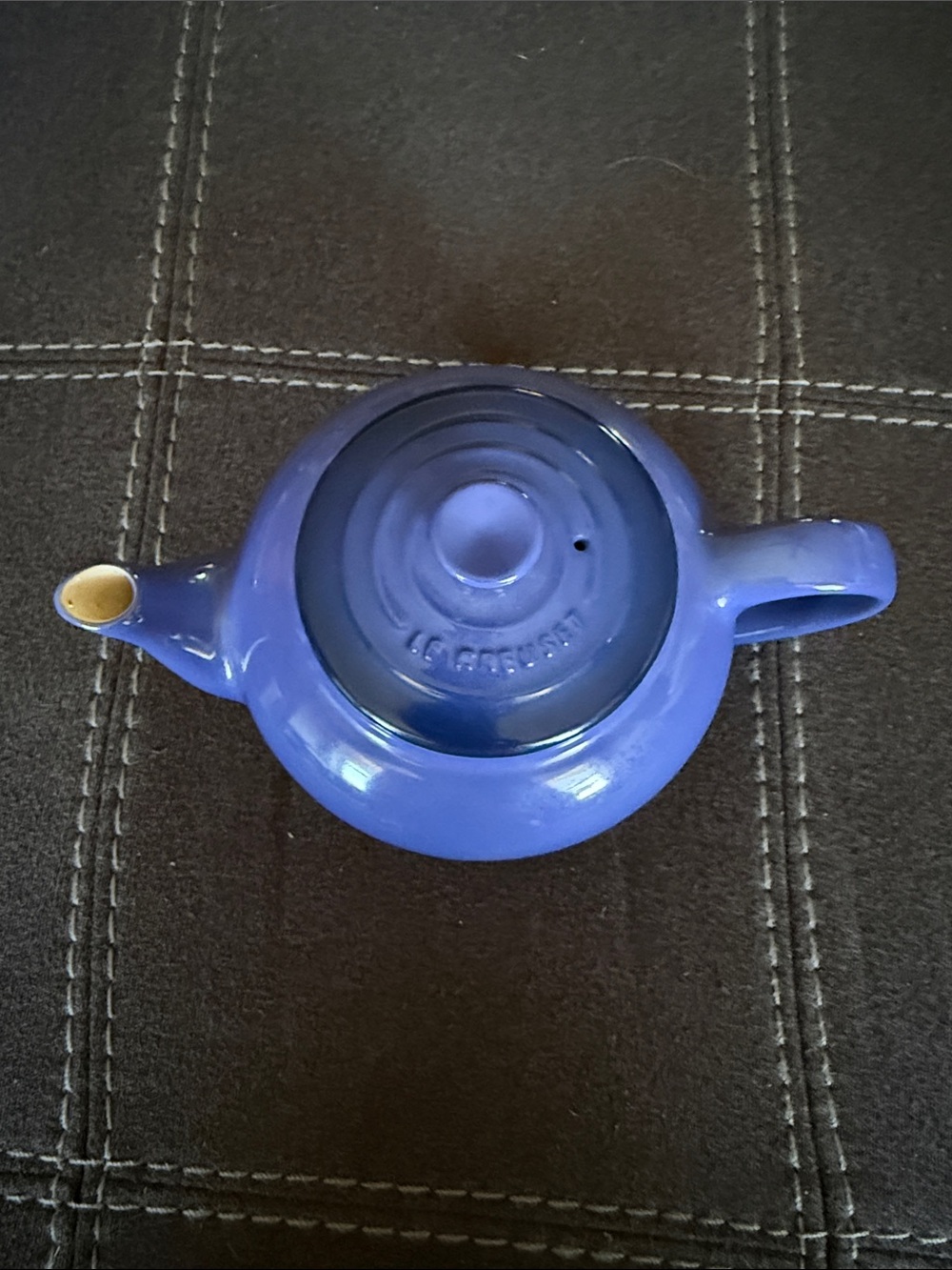 🆕Le Creuset Deep Cobalt Blue Stoneware Teapot with Infuser🆕